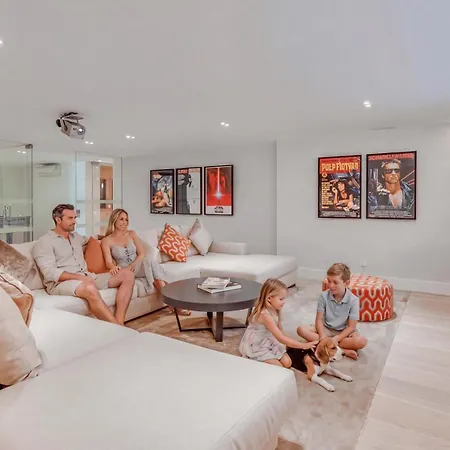 Vacation I Sharma, Sea View Villa, Prime Location, Heated Pool, Sauna, Cine & Entertainment Room, Close To The And Puerto Banus *