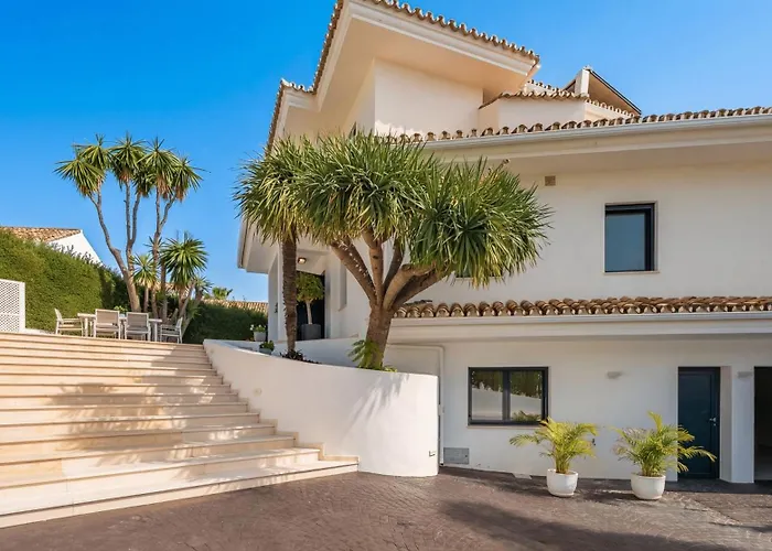 Villa Vacation I Sharma, Sea View Villa, Prime Location, Heated Pool, Sauna, Cine & Entertainment Room, Close To The *