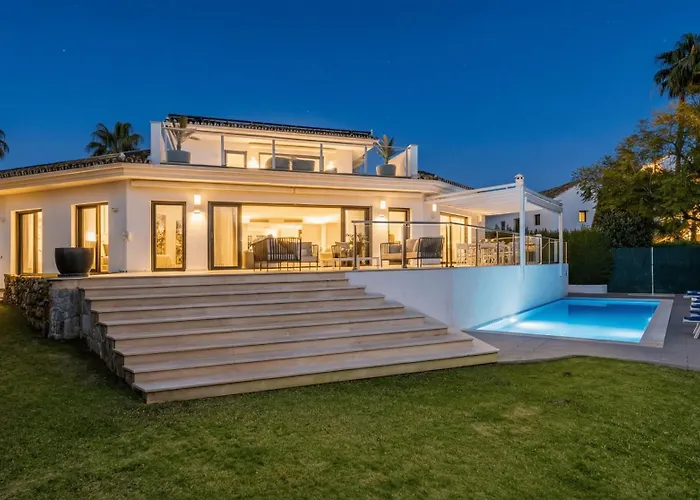 Vacation I Sharma, Sea View Villa, Prime Location, Heated Pool, Sauna, Cine & Entertainment Room, Close To The Vila *